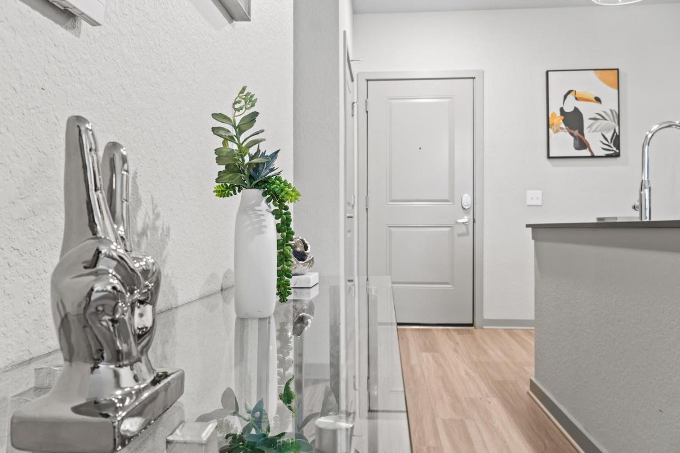 Tropicana Field 1 Bed In Downtown St Pete With Free Parking セント・ピーターズバーグ エクステリア 写真
